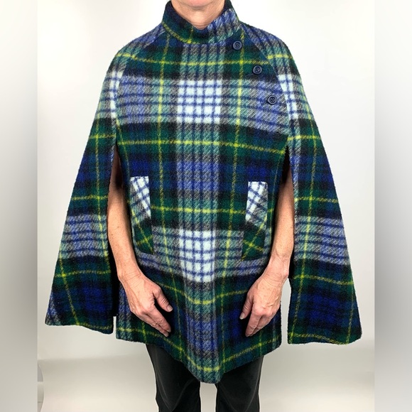 Ború Jackets & Blazers - Vintage 1960s Ború by Jimmy Hourihan of Dublin Wool Tartan Cape with belt, EUC.